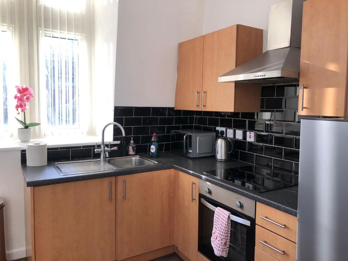 ליברפול 4 Bed City Centre Flat מראה חיצוני תמונה